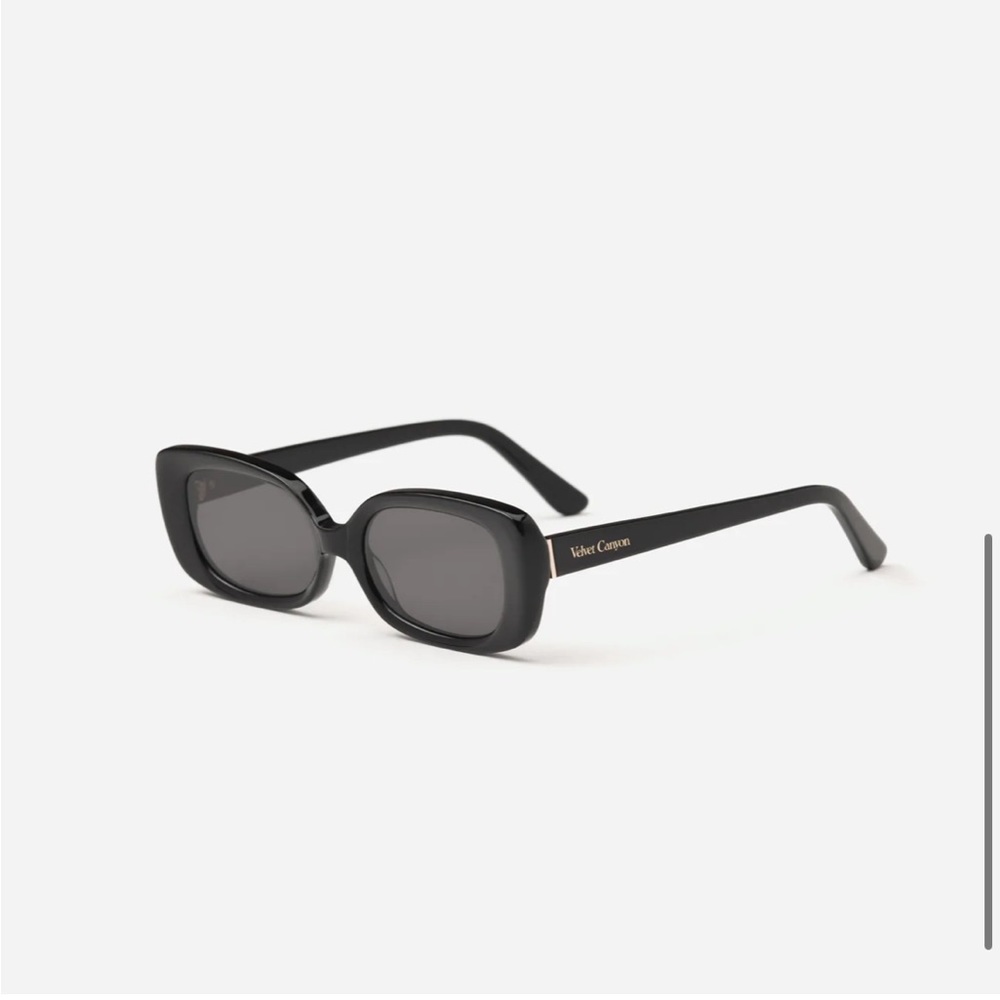 Velvet Canyon Zou Bisou Sunglasses with case
